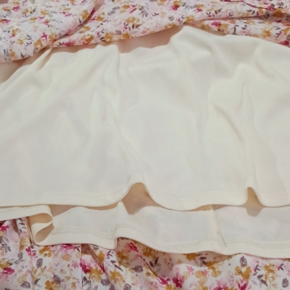 Torrid NWT Floral Elastic Waist Tea Length Skirt Size 2 equivalent to an 18-20 - Picture 6 of 12